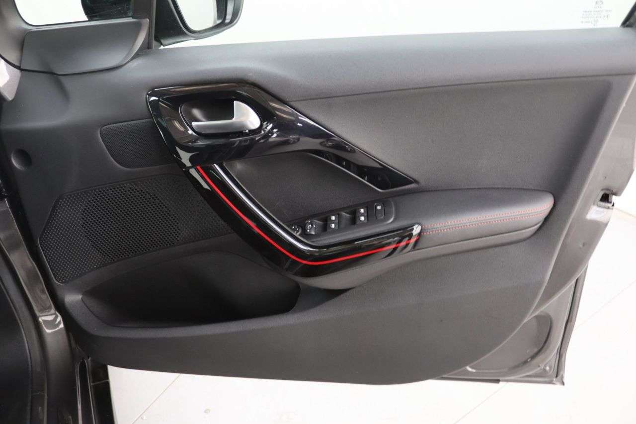 2019 PEUGEOT 2008 2019 PEUGEOT 2008