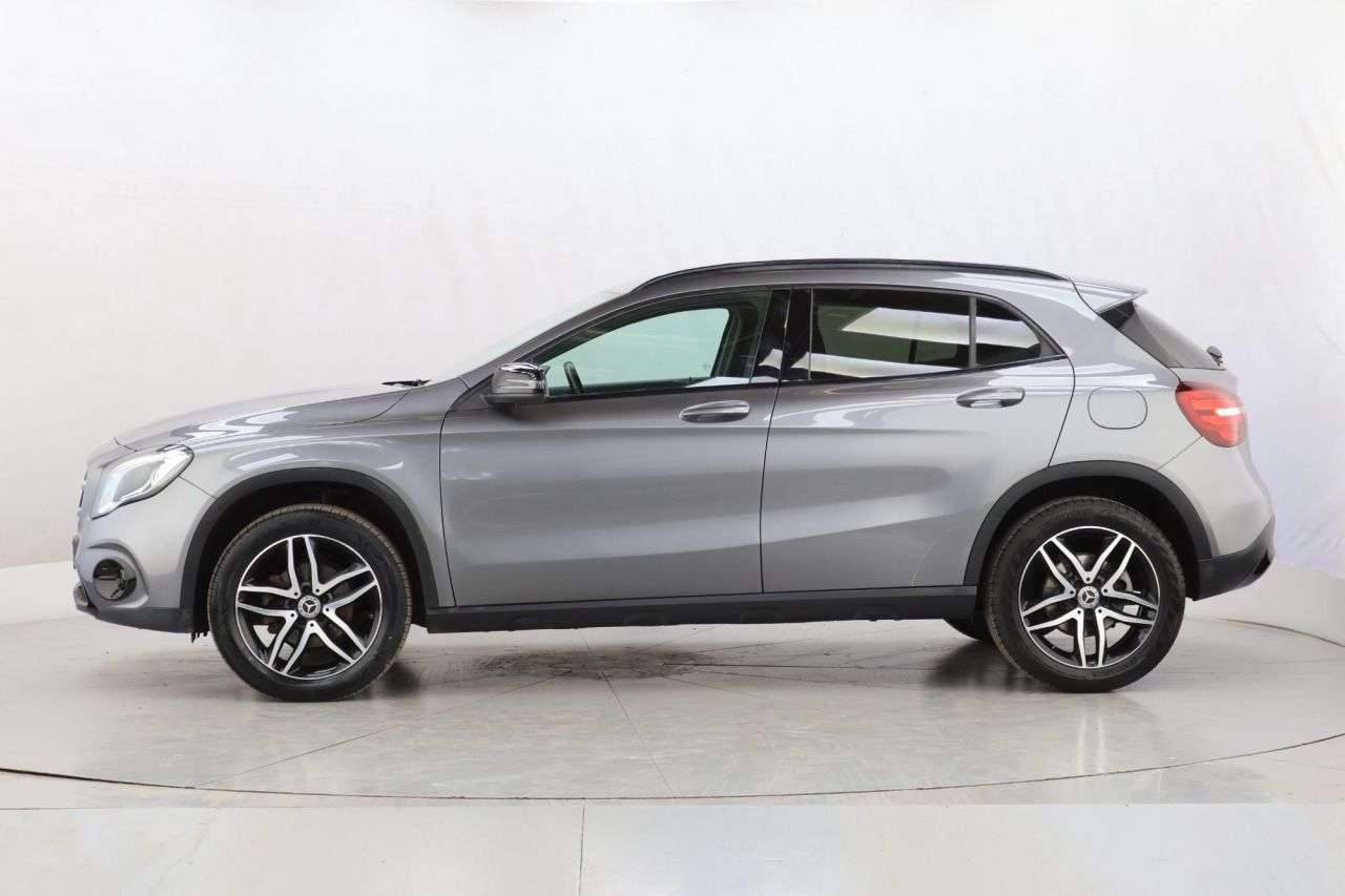 2019 MERCEDES-BENZ GLA CLASS 2019 MERCEDES-BENZ GLA CLASS