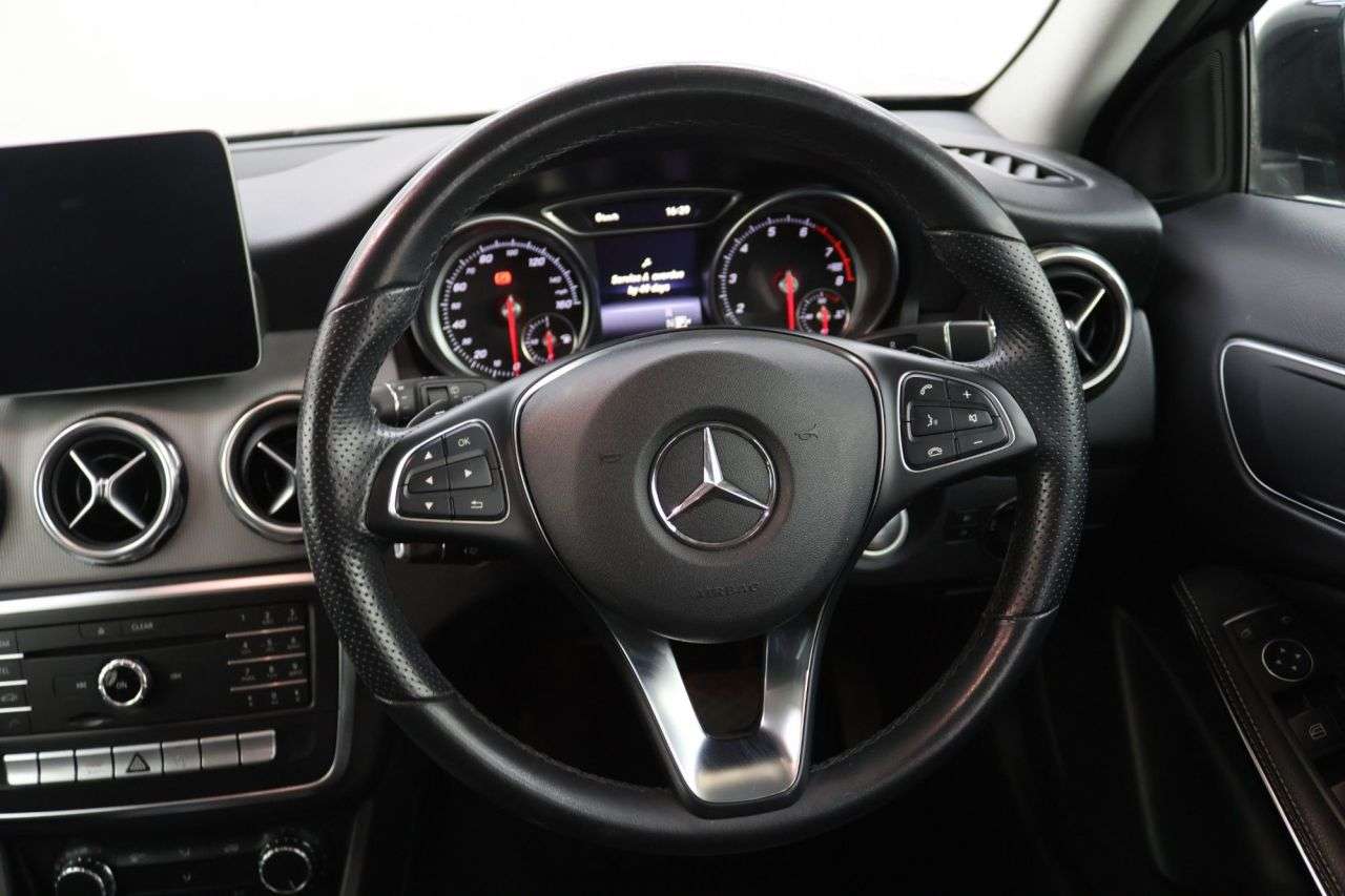 2019 MERCEDES-BENZ GLA CLASS 2019 MERCEDES-BENZ GLA CLASS
