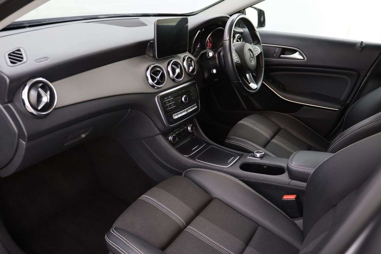 2019 MERCEDES-BENZ GLA CLASS 2019 MERCEDES-BENZ GLA CLASS