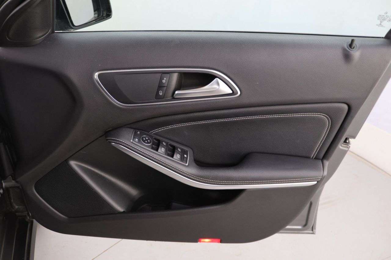 2019 MERCEDES-BENZ GLA CLASS 2019 MERCEDES-BENZ GLA CLASS