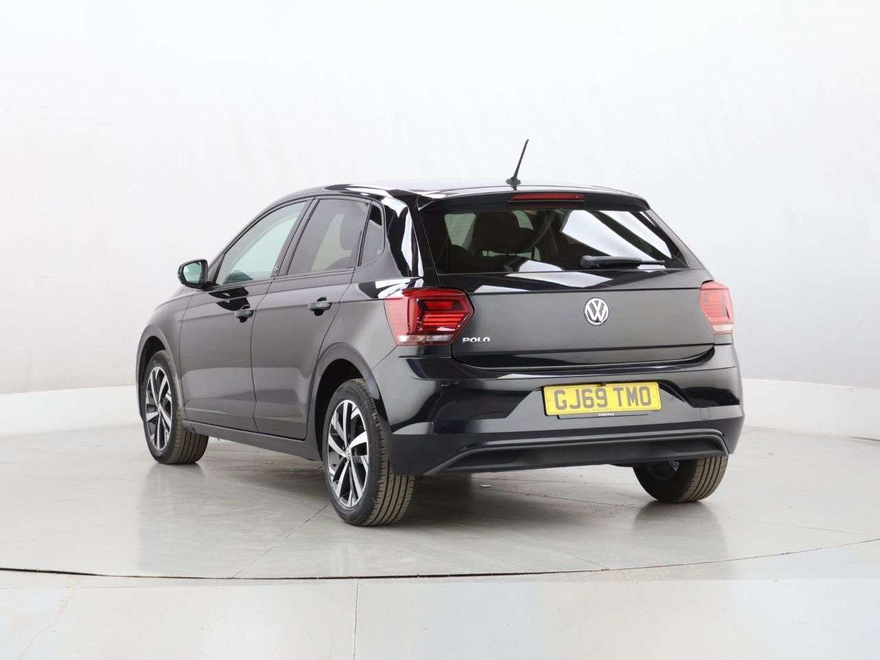2019 VOLKSWAGEN POLO 2019 VOLKSWAGEN POLO