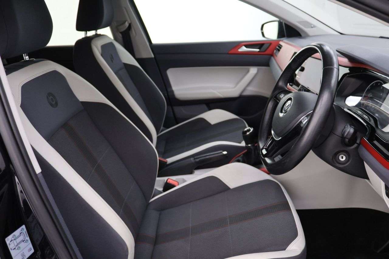 2019 VOLKSWAGEN POLO 2019 VOLKSWAGEN POLO