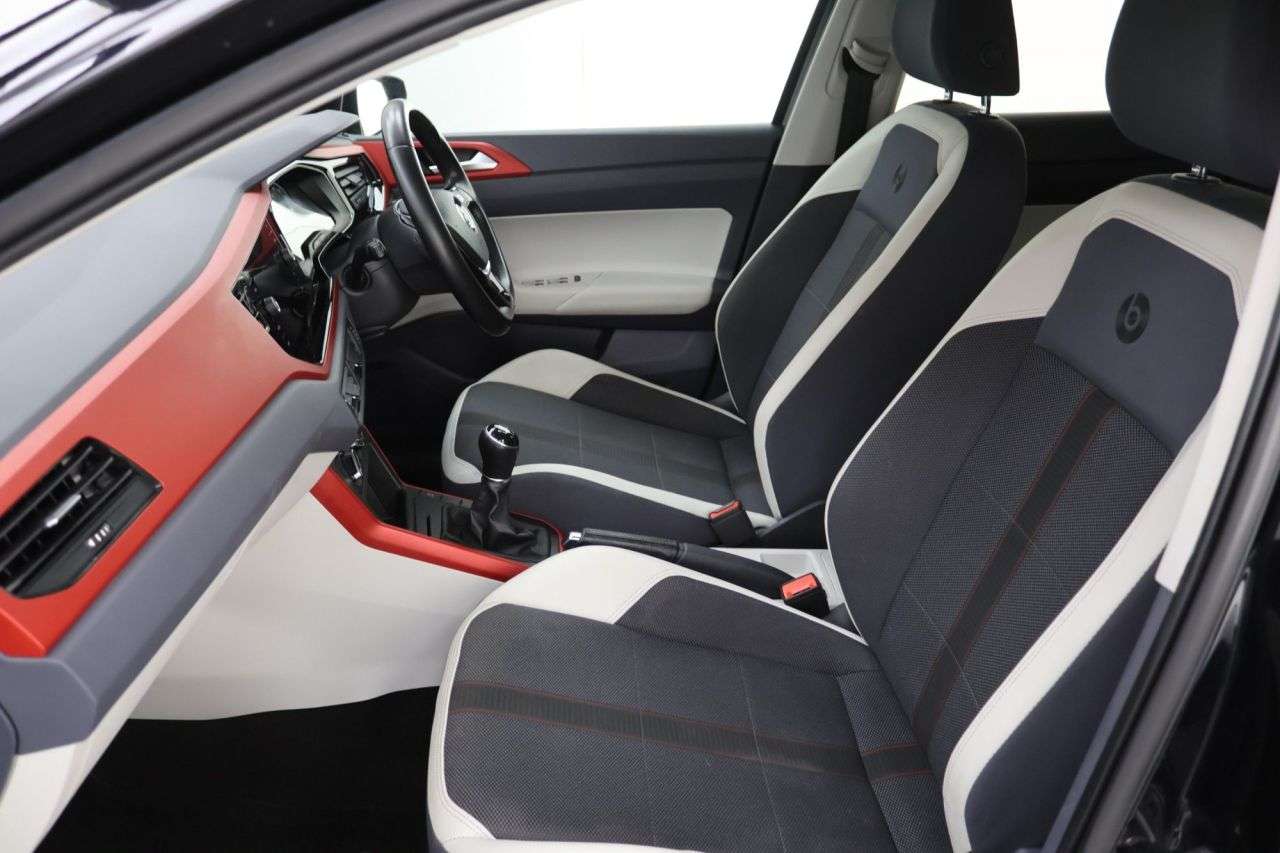2019 VOLKSWAGEN POLO 2019 VOLKSWAGEN POLO