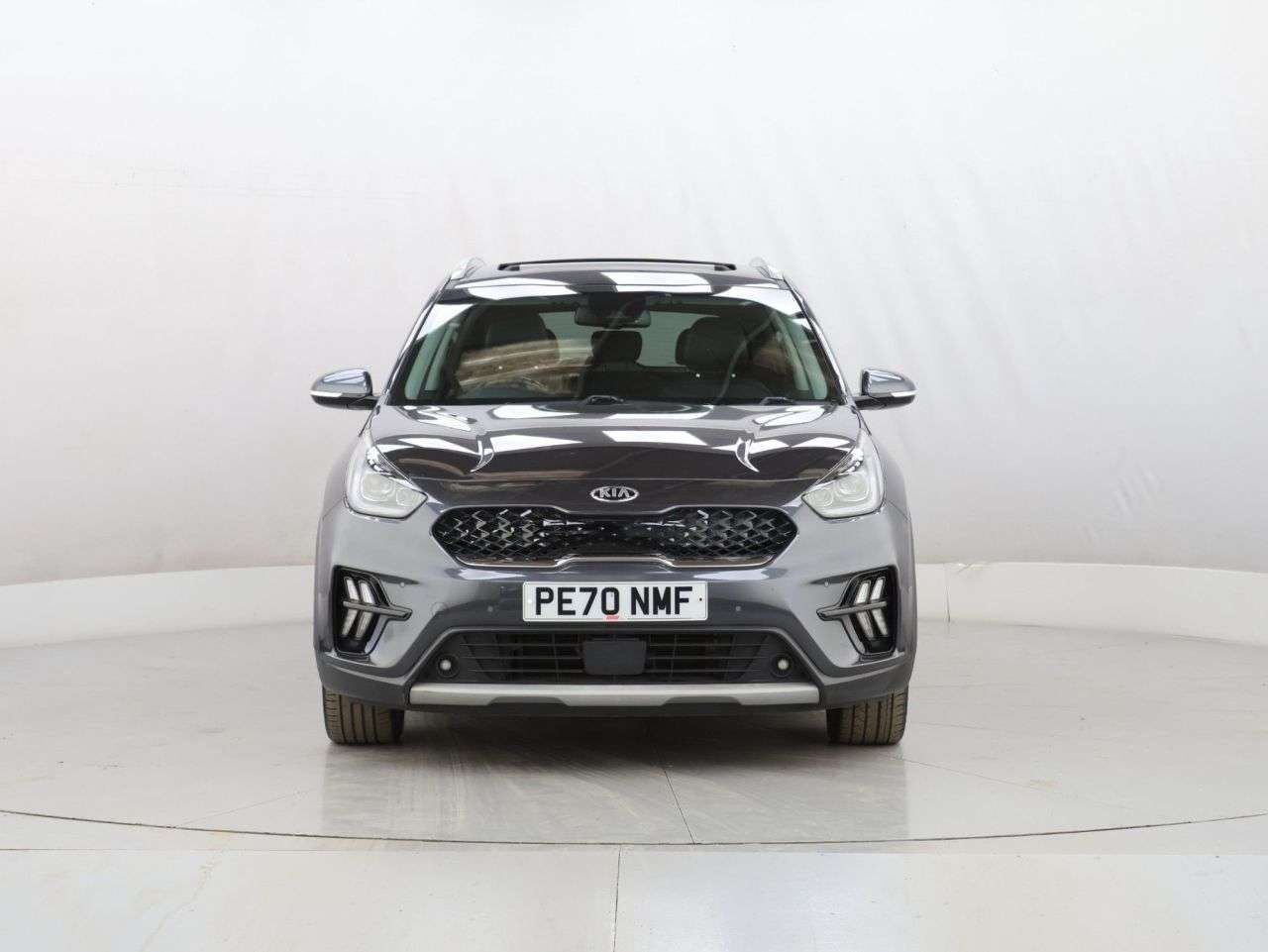 A 2020 KIA NIRO 1.6 GDi 4 SUV 5dr Petrol Hybrid DCT Euro 6 (s/s) (139 bhp) A 2020 KIA NIRO 1.6 GDi 4 SUV 5dr Petrol Hybrid DCT Euro 6 (s/s) (139 bhp)