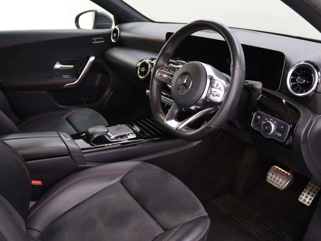 2019 MERCEDES-BENZ A CLASS 2019 MERCEDES-BENZ A CLASS
