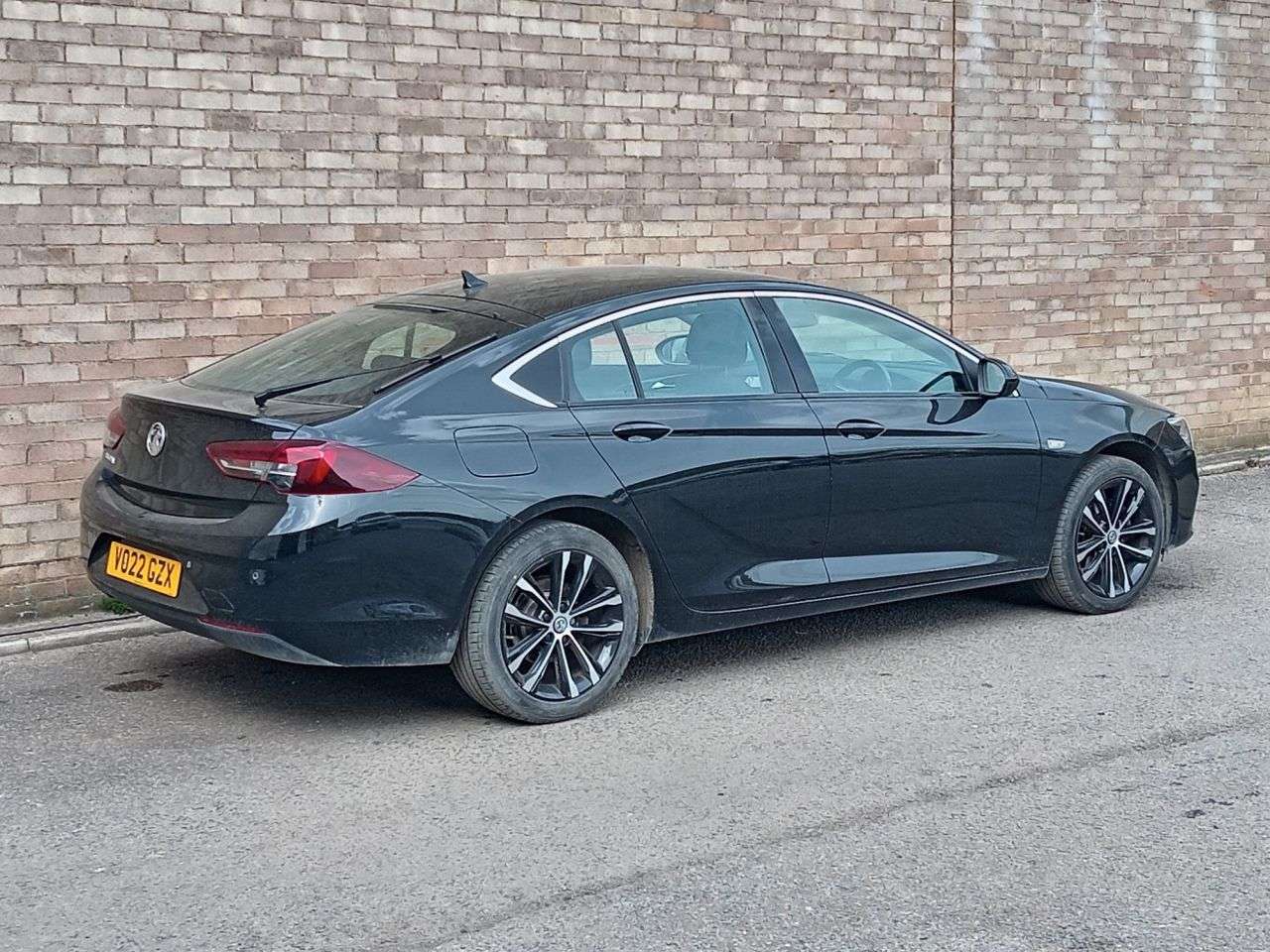 A 2022 VAUXHALL INSIGNIA 1.5 Turbo D SE Edition Grand Sport 5dr Diesel Manual Euro 6 (s/s) (122 ps) A 2022 VAUXHALL INSIGNIA 1.5 Turbo D SE Edition Grand Sport 5dr Diesel Manual Euro 6 (s/s) (122 ps)