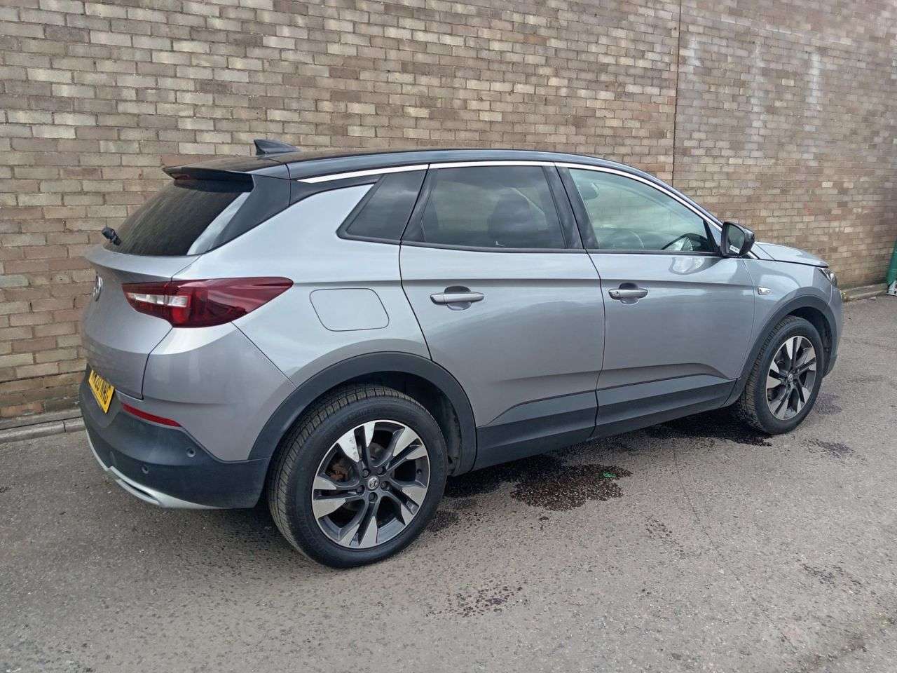 A 2020 VAUXHALL GRANDLAND X 1.2 Turbo SRi Nav SUV 5dr Petrol Auto Euro 6 (s/s) (130 ps) A 2020 VAUXHALL GRANDLAND X 1.2 Turbo SRi Nav SUV 5dr Petrol Auto Euro 6 (s/s) (130 ps)