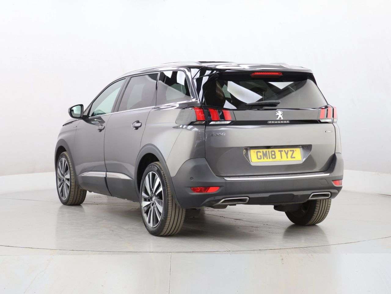 2018 PEUGEOT 5008 2018 PEUGEOT 5008