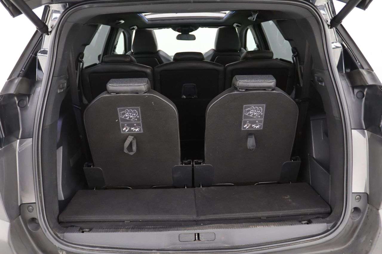 2018 PEUGEOT 5008 2018 PEUGEOT 5008