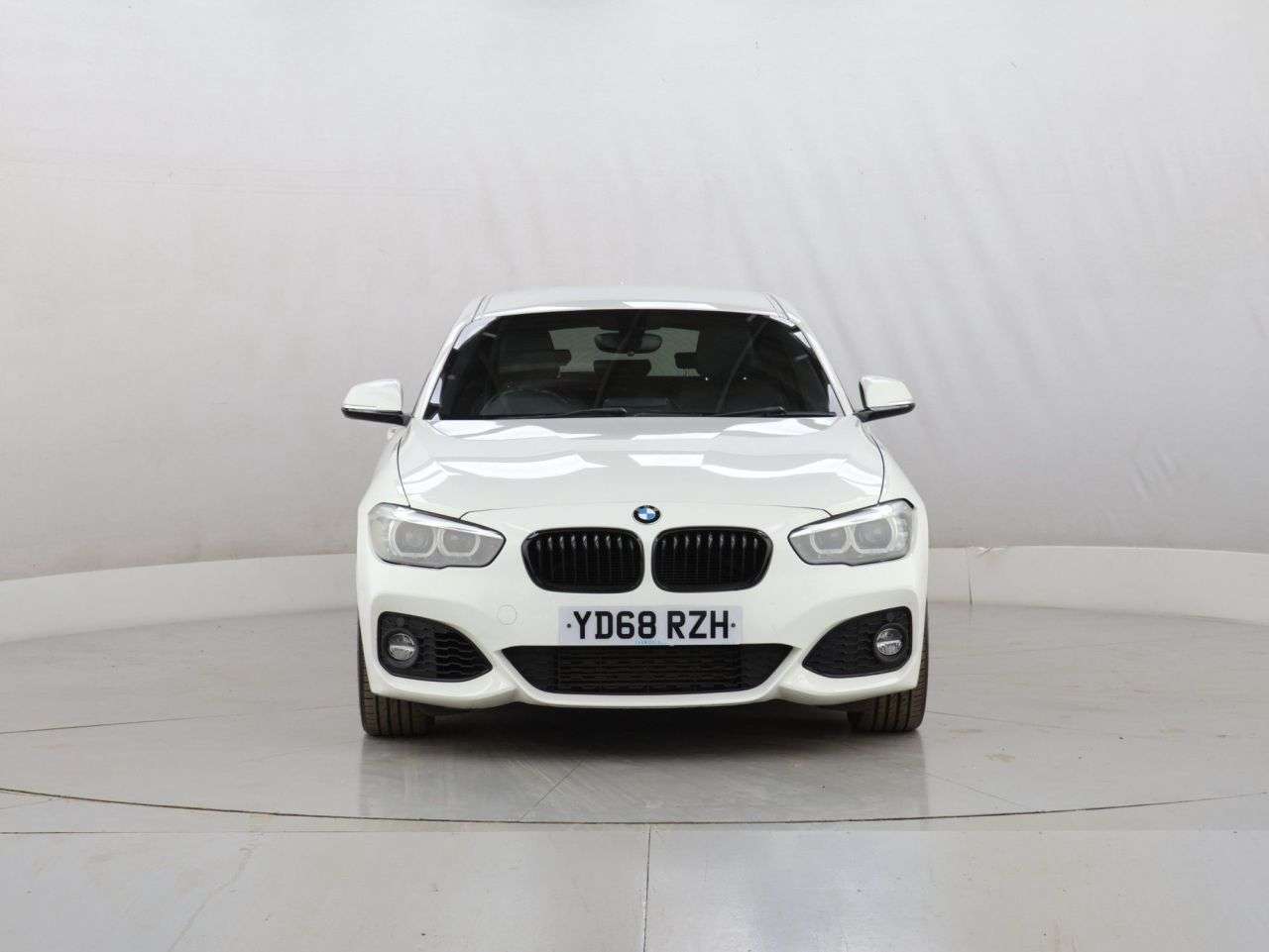 A 2018 BMW 1 SERIES 1.5 118i M Sport Shadow Edition Hatchback 5dr Petrol Auto Euro 6 (s/s) (136 A 2018 BMW 1 SERIES 1.5 118i M Sport Shadow Edition Hatchback 5dr Petrol Auto Euro 6 (s/s) (136