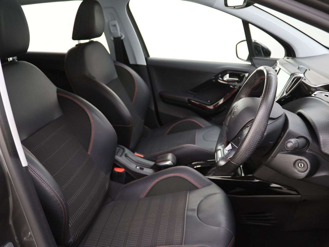 2019 PEUGEOT 2008 2019 PEUGEOT 2008