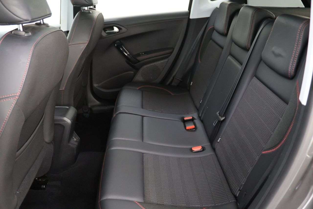 2019 PEUGEOT 2008 2019 PEUGEOT 2008