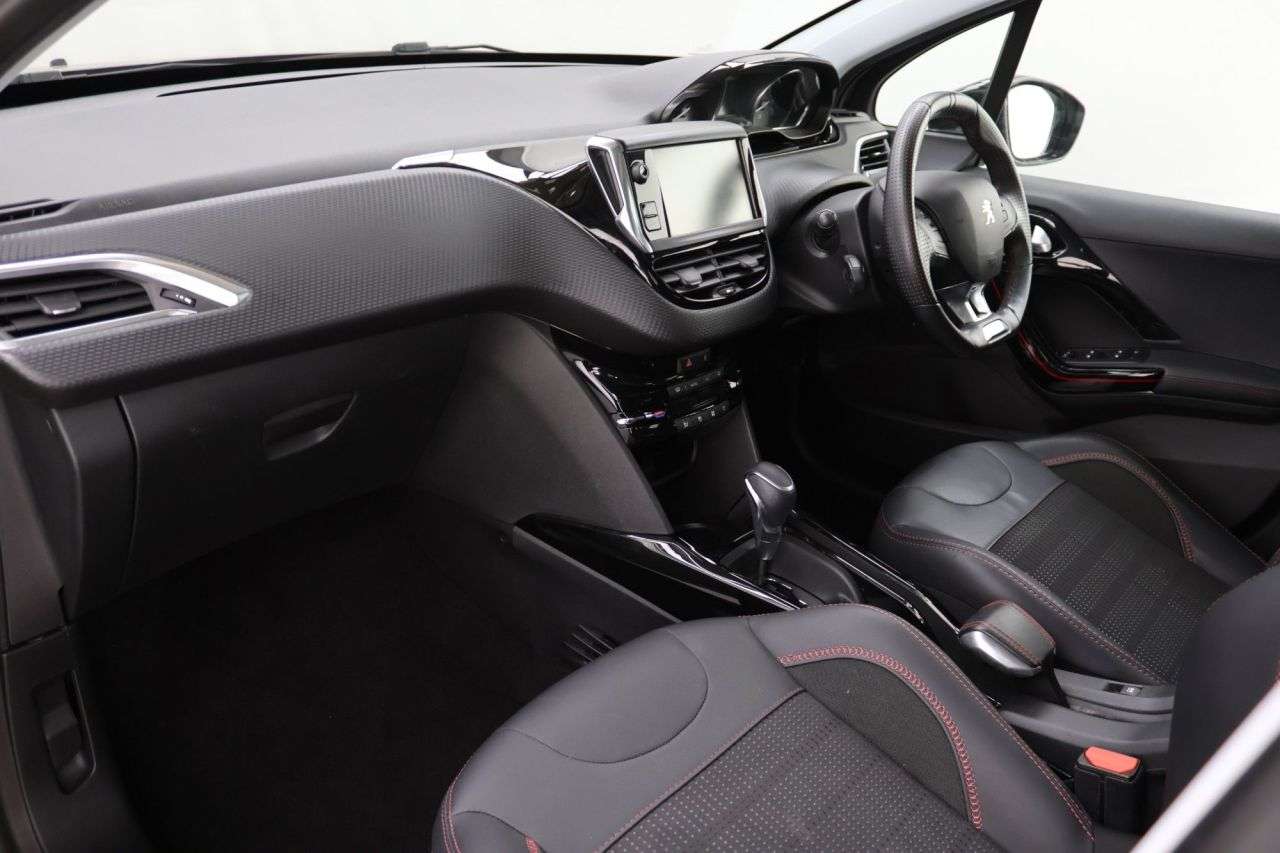 2019 PEUGEOT 2008 2019 PEUGEOT 2008