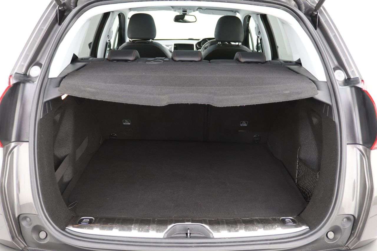 2019 PEUGEOT 2008 2019 PEUGEOT 2008