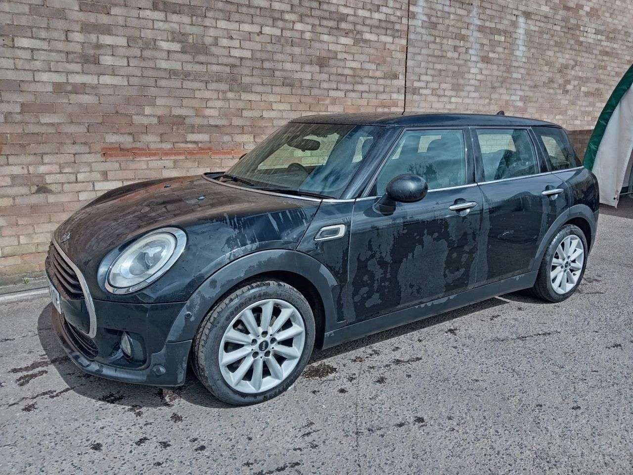 A 2018 MINI CLUBMAN 1.5 Cooper Estate 6dr Petrol Steptronic Euro 6 (s/s) (136 ps) A 2018 MINI CLUBMAN 1.5 Cooper Estate 6dr Petrol Steptronic Euro 6 (s/s) (136 ps)