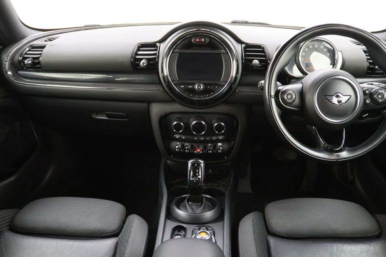 2018 MINI CLUBMAN 2018 MINI CLUBMAN