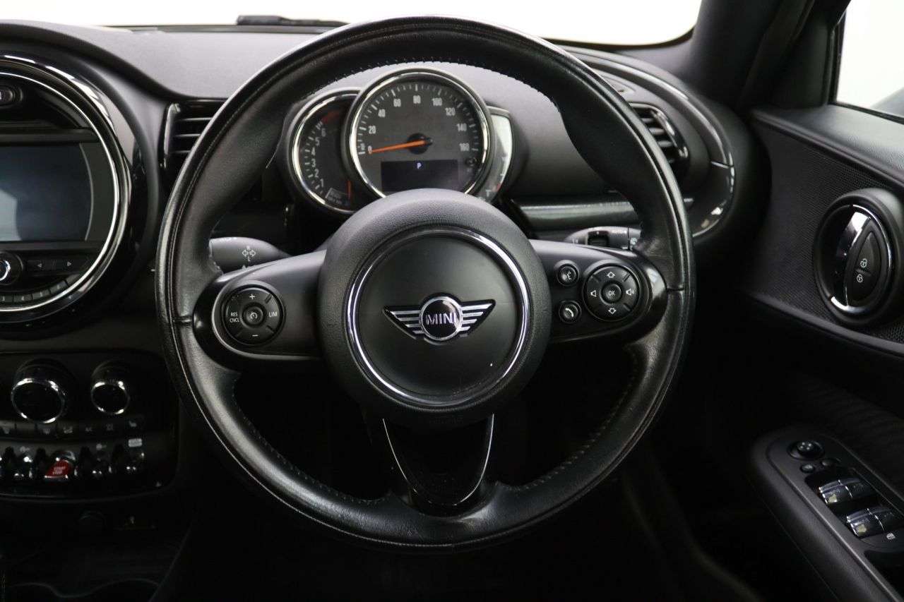 2018 MINI CLUBMAN 2018 MINI CLUBMAN