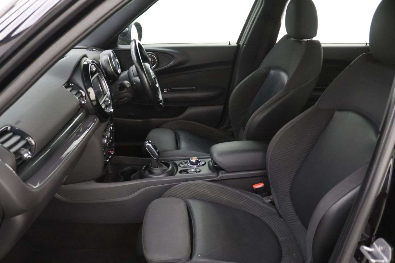 2018 MINI CLUBMAN 2018 MINI CLUBMAN
