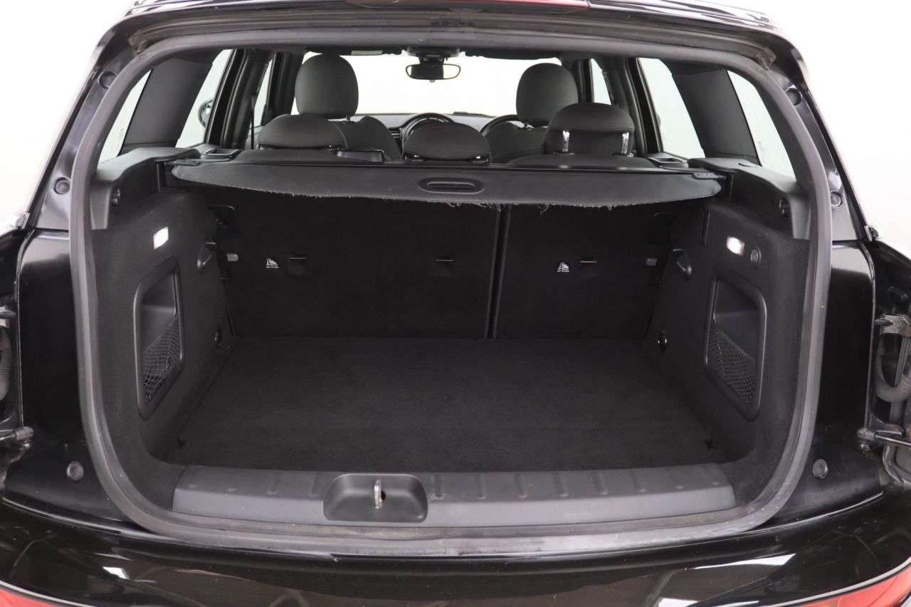 2018 MINI CLUBMAN 2018 MINI CLUBMAN