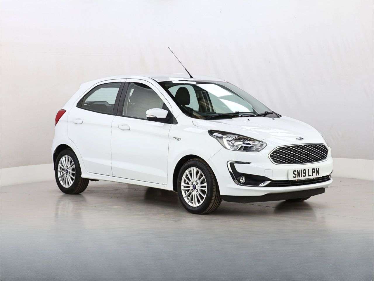 A 2019 FORD KA+ 1.2 Ti-VCT Zetec Hatchback 5dr Petrol Manual Euro 6 (s/s) (70 ps) A 2019 FORD KA+ 1.2 Ti-VCT Zetec Hatchback 5dr Petrol Manual Euro 6 (s/s) (70 ps)