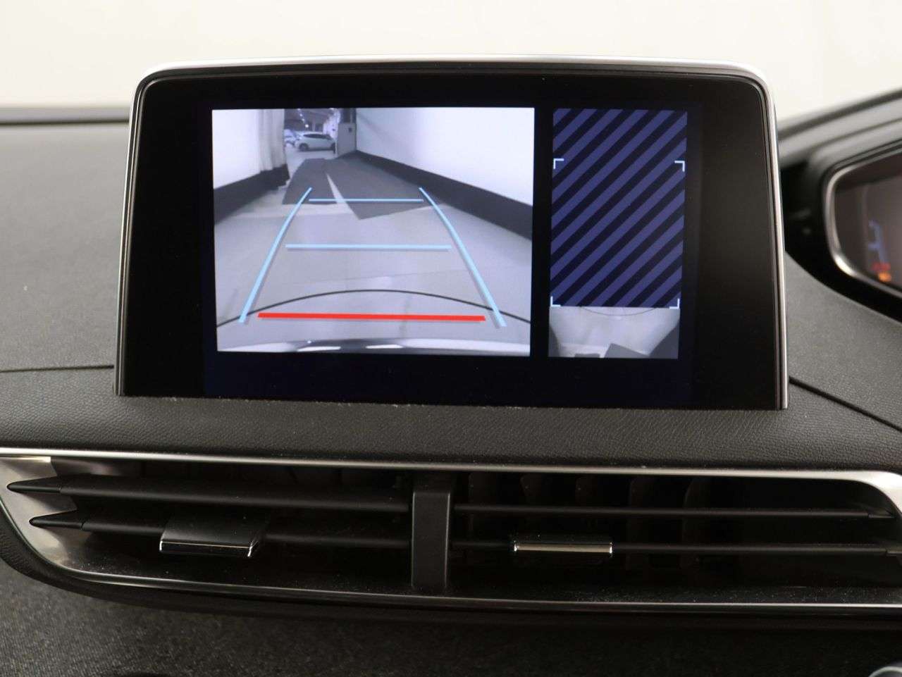 2019 PEUGEOT 3008 2019 PEUGEOT 3008