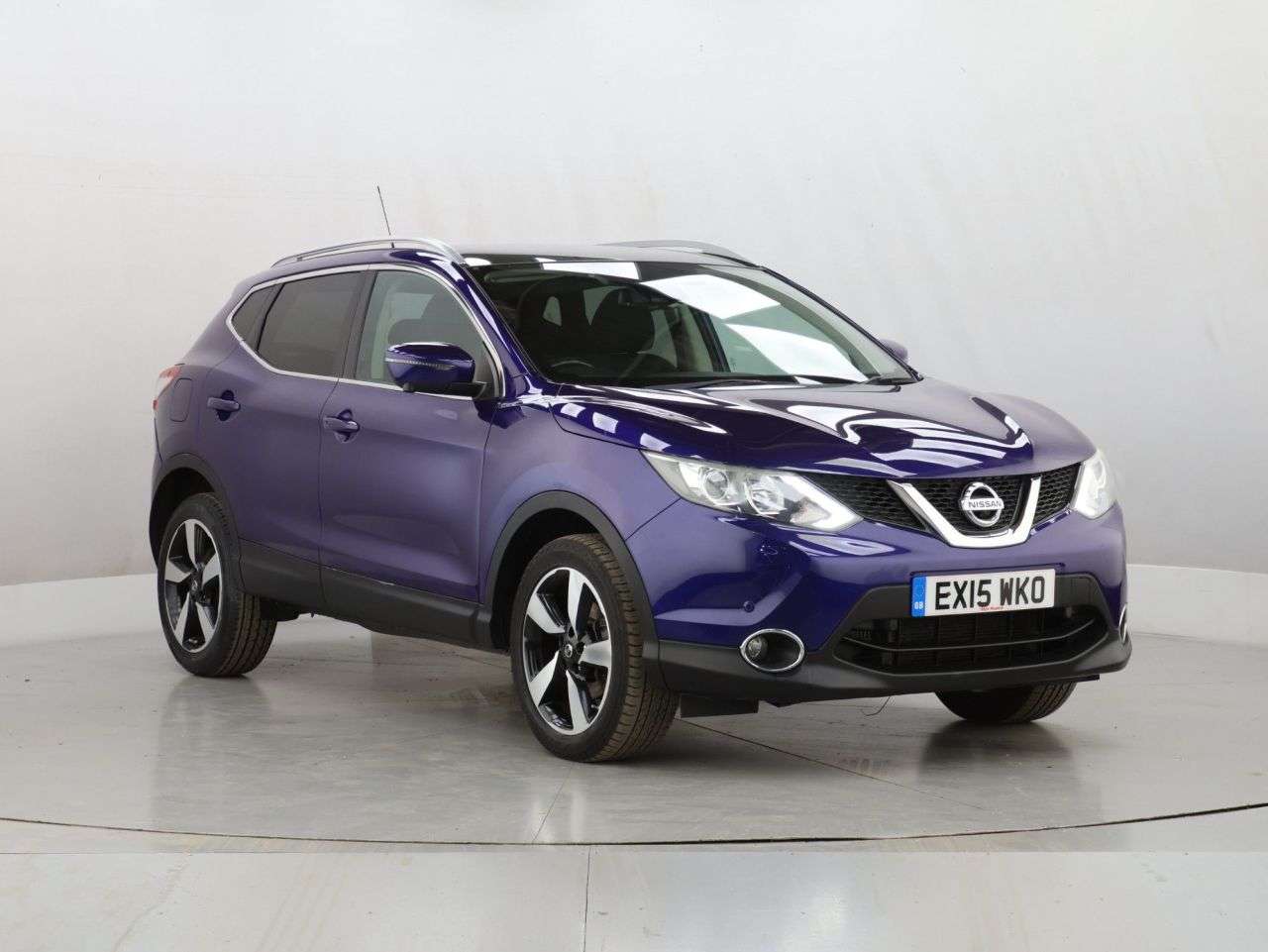 A 2015 NISSAN QASHQAI 1.2 DIG-T n-tec+ SUV 5dr Petrol Manual 2WD Euro 5 (s/s) (115 ps) A 2015 NISSAN QASHQAI 1.2 DIG-T n-tec+ SUV 5dr Petrol Manual 2WD Euro 5 (s/s) (115 ps)