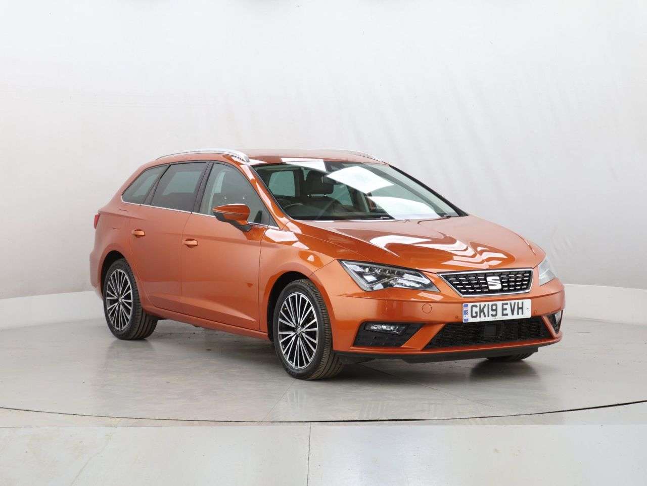 A 2019 SEAT LEON 2.0 TSI XCELLENCE Lux ST 5dr Petrol DSG Euro 6 (s/s) (190 ps) A 2019 SEAT LEON 2.0 TSI XCELLENCE Lux ST 5dr Petrol DSG Euro 6 (s/s) (190 ps)