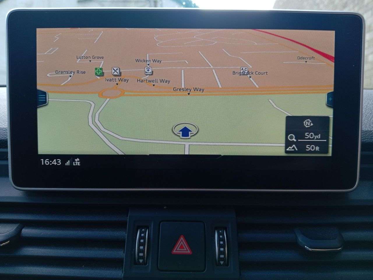 A 2017 AUDI Q5 2.0 TFSI S line SUV 5dr Petrol S Tronic quattro Euro 6 (s/s) (252 ps) A 2017 AUDI Q5 2.0 TFSI S line SUV 5dr Petrol S Tronic quattro Euro 6 (s/s) (252 ps)