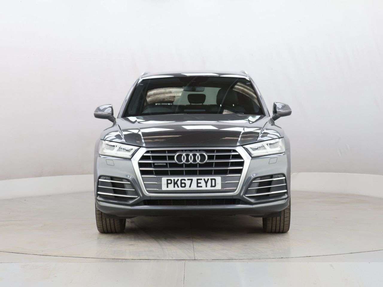 A 2017 AUDI Q5 2.0 TFSI S line SUV 5dr Petrol S Tronic quattro Euro 6 (s/s) (252 ps) A 2017 AUDI Q5 2.0 TFSI S line SUV 5dr Petrol S Tronic quattro Euro 6 (s/s) (252 ps)