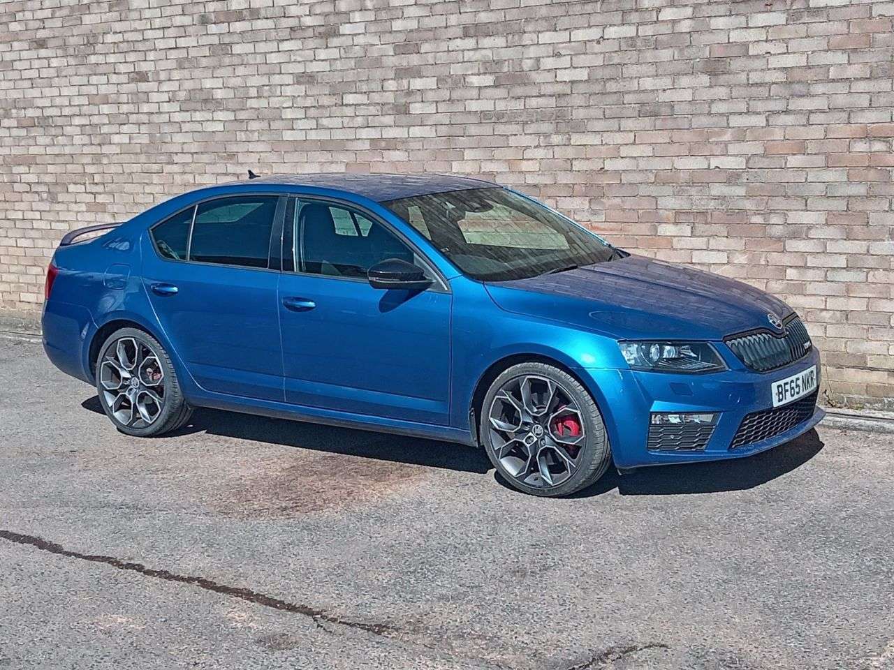 A 2016 SKODA OCTAVIA 2.0 TDI vRS Hatchback 5dr Diesel Manual Euro 6 (s/s) (SNav) (184 ps) A 2016 SKODA OCTAVIA 2.0 TDI vRS Hatchback 5dr Diesel Manual Euro 6 (s/s) (SNav) (184 ps)