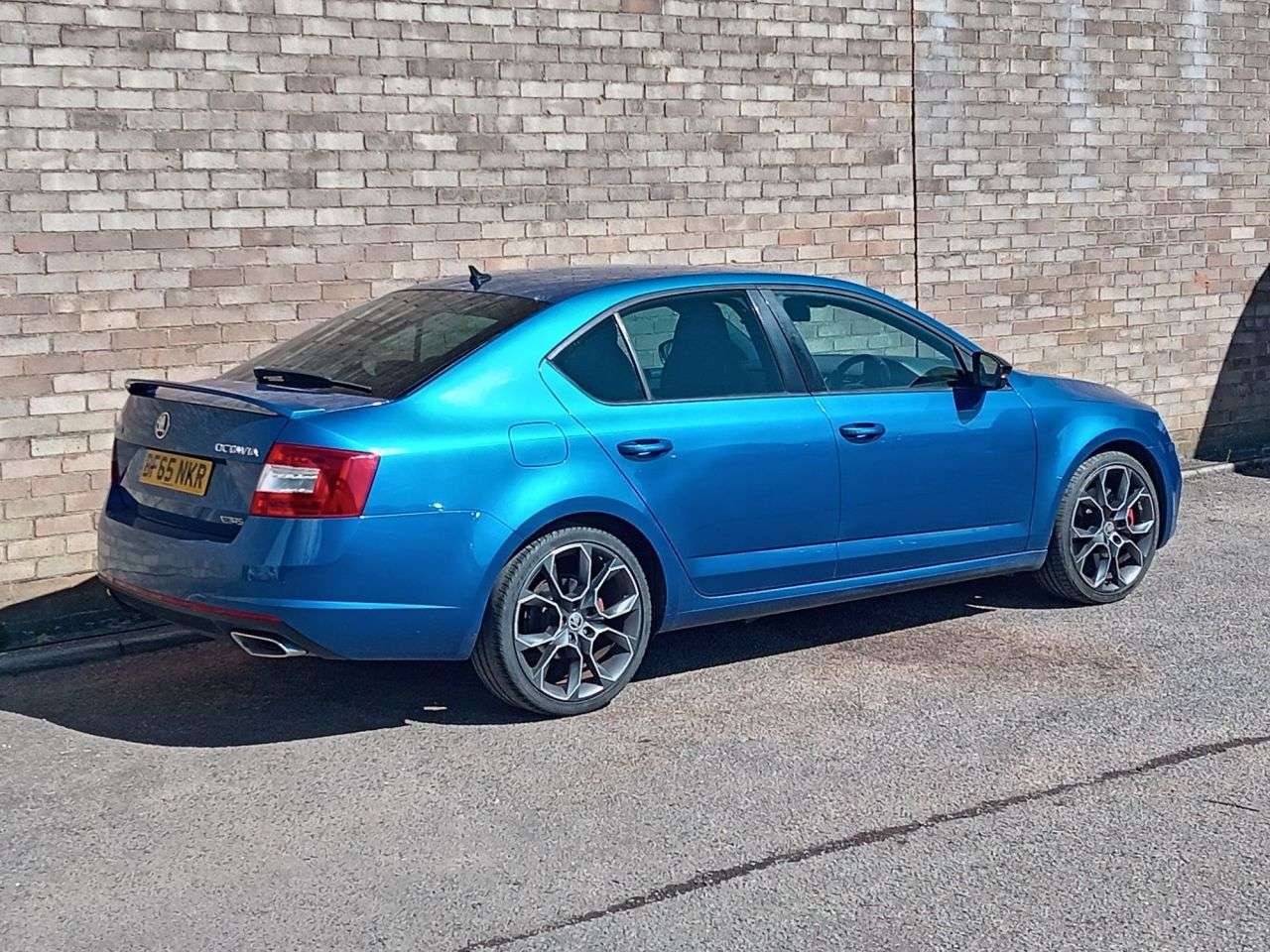 A 2016 SKODA OCTAVIA 2.0 TDI vRS Hatchback 5dr Diesel Manual Euro 6 (s/s) (SNav) (184 ps) A 2016 SKODA OCTAVIA 2.0 TDI vRS Hatchback 5dr Diesel Manual Euro 6 (s/s) (SNav) (184 ps)