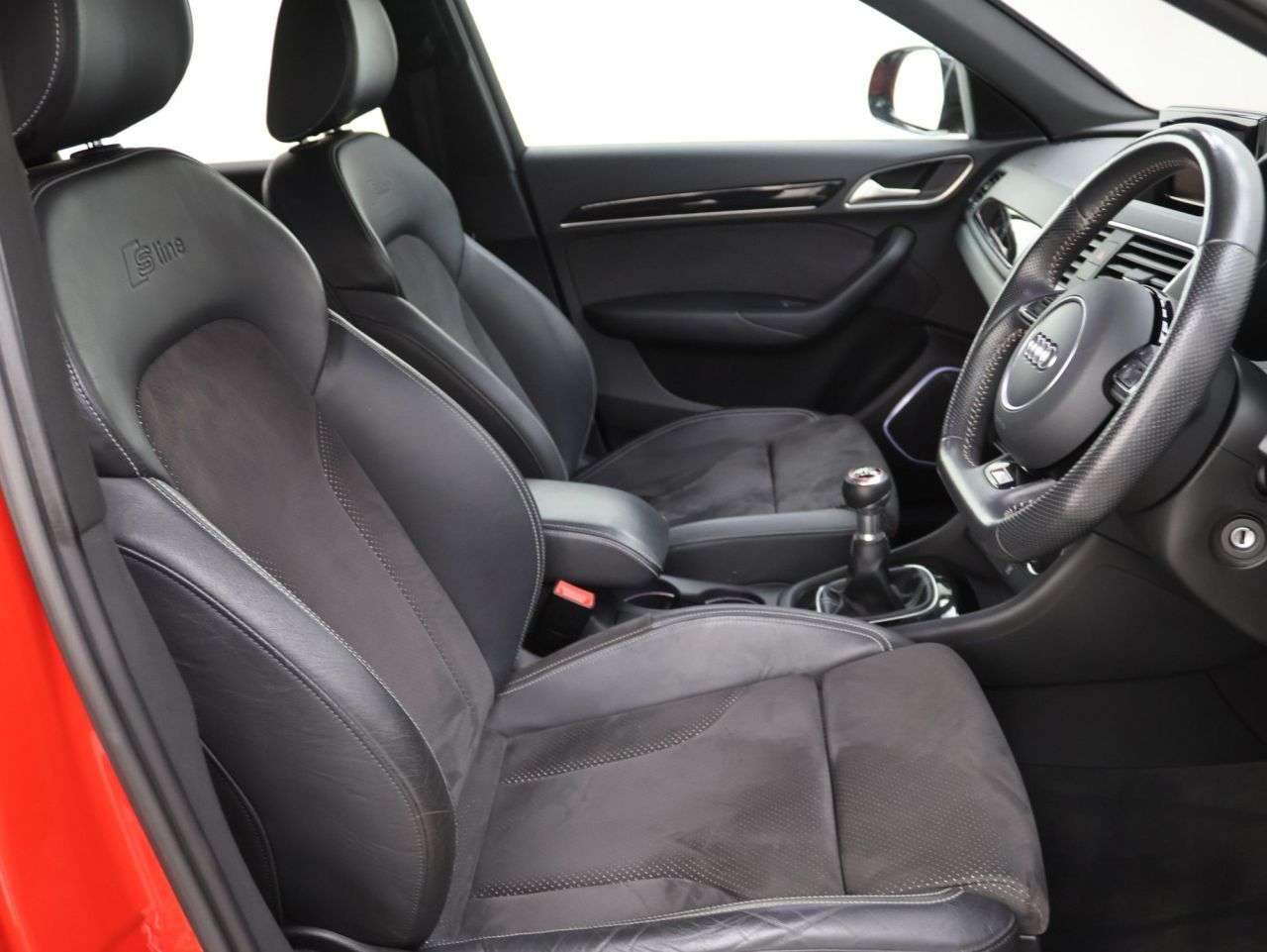 2018 AUDI Q3 2018 AUDI Q3