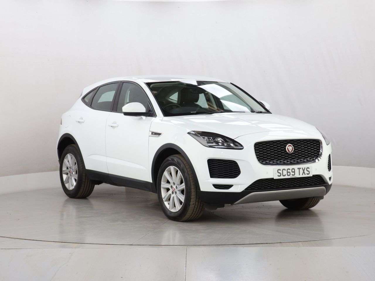A 2020 JAGUAR E-PACE 2.0 D150 S SUV 5dr Diesel Auto AWD Euro 6 (s/s) (150 ps) A 2020 JAGUAR E-PACE 2.0 D150 S SUV 5dr Diesel Auto AWD Euro 6 (s/s) (150 ps)