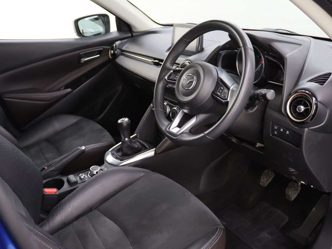 2019 MAZDA MAZDA2 2019 MAZDA MAZDA2