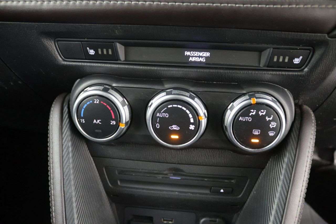 2019 MAZDA MAZDA2 2019 MAZDA MAZDA2