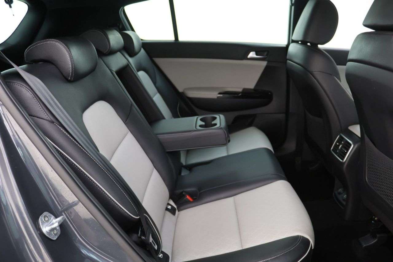 2021 KIA SPORTAGE 2021 KIA SPORTAGE