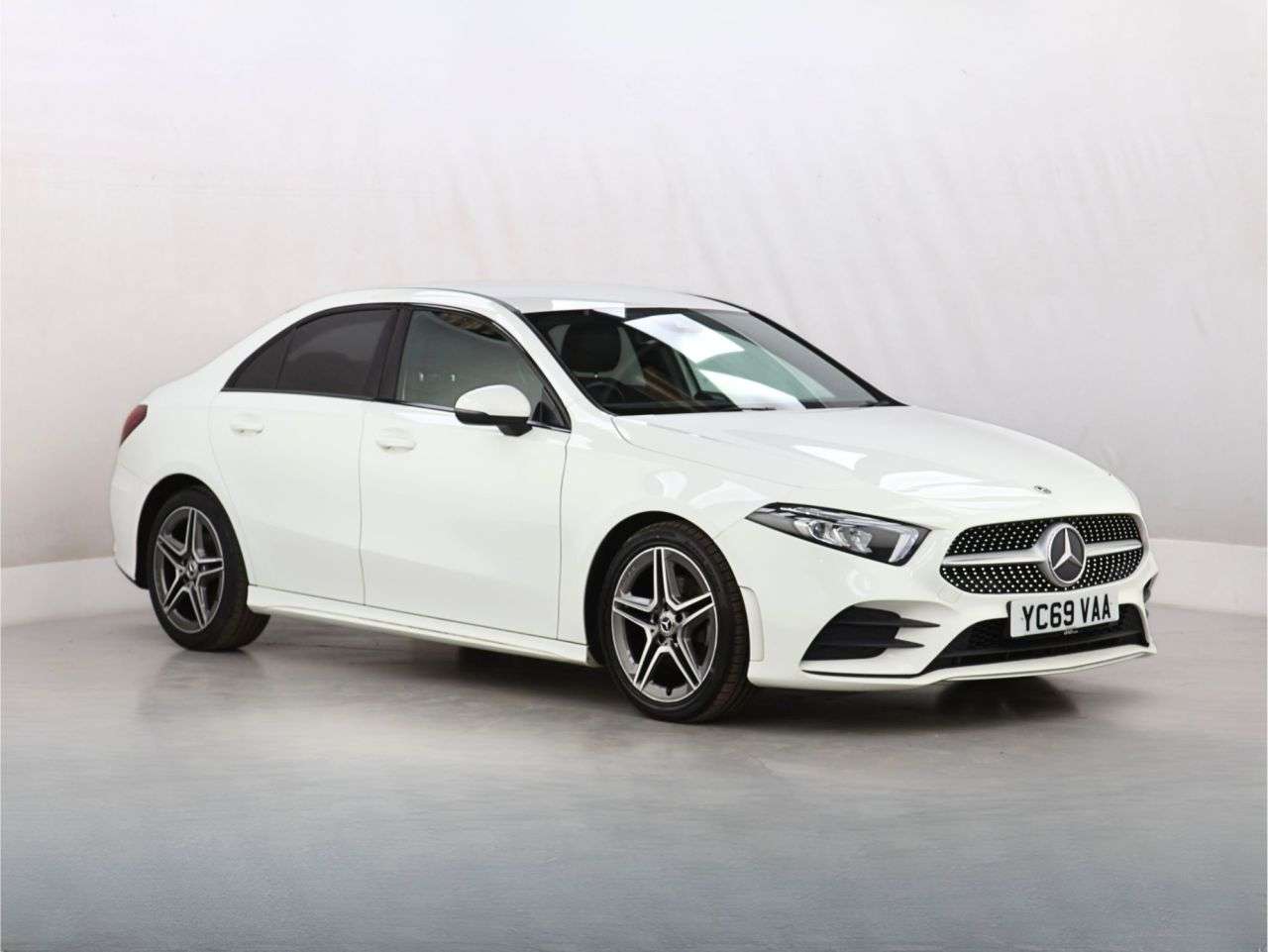 A 2019 MERCEDES-BENZ A CLASS 1.5 A180d AMG Line Saloon 4dr Diesel 7G-DCT Euro 6 (s/s) (116 ps) A 2019 MERCEDES-BENZ A CLASS 1.5 A180d AMG Line Saloon 4dr Diesel 7G-DCT Euro 6 (s/s) (116 ps)