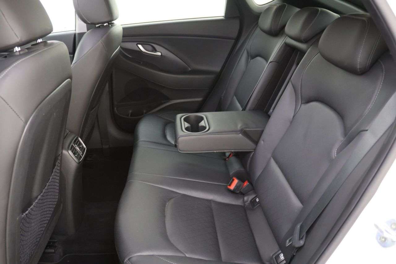 2018 HYUNDAI I30 2018 HYUNDAI I30