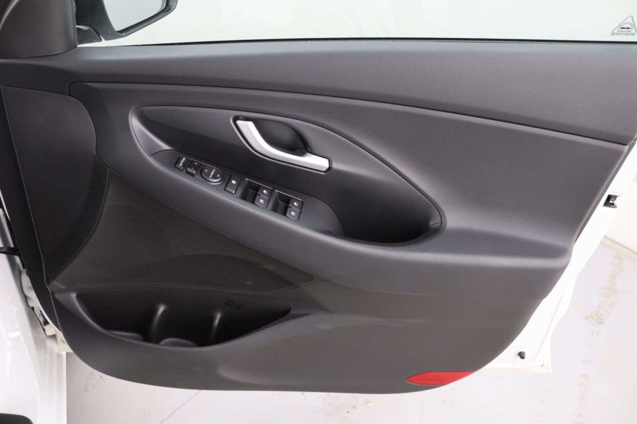 2018 HYUNDAI I30 2018 HYUNDAI I30
