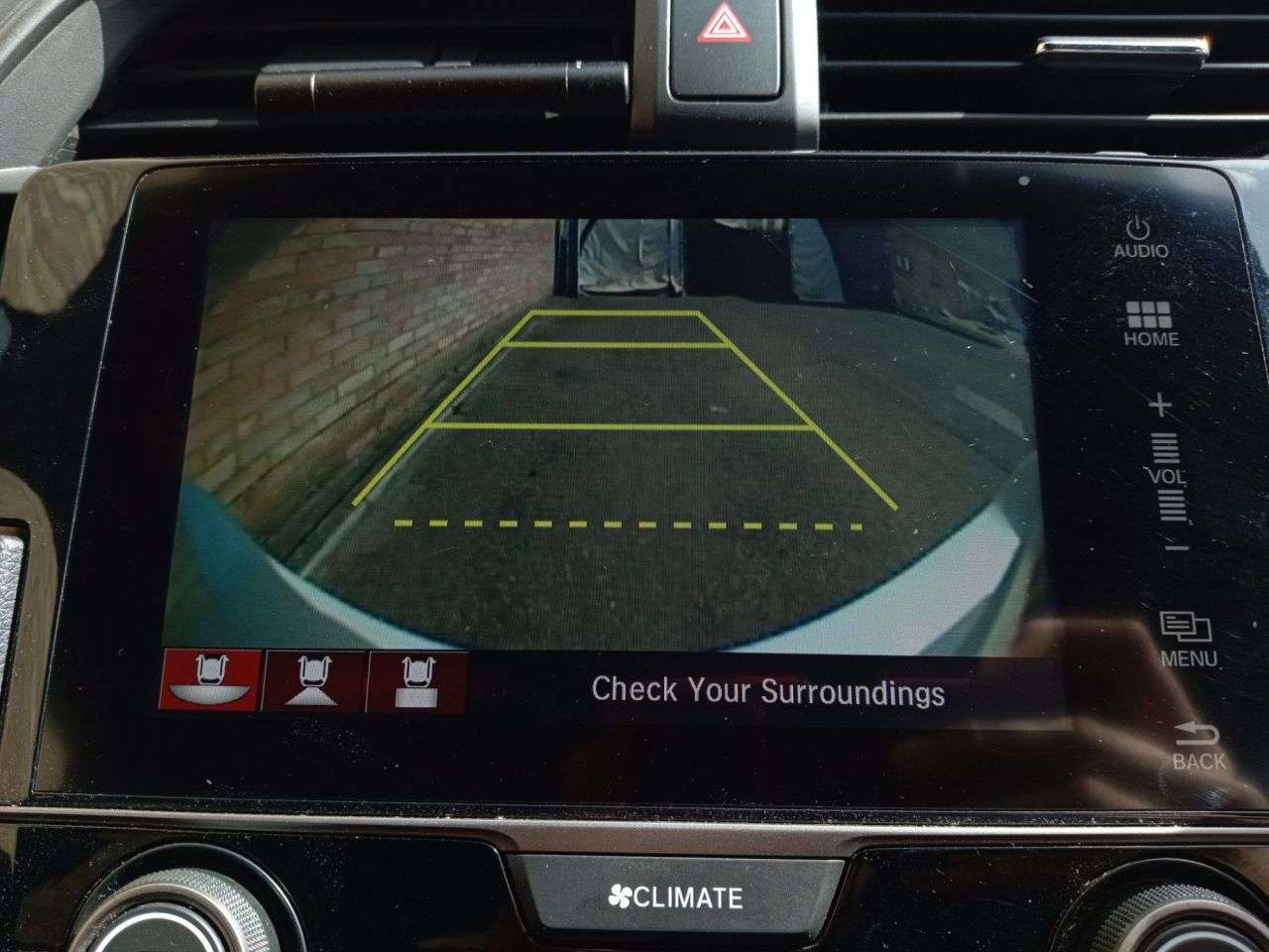 A 2019 HONDA CIVIC 1.6 i-DTEC SR Hatchback 5dr Diesel Manual Euro 6 (s/s) (120 ps) A 2019 HONDA CIVIC 1.6 i-DTEC SR Hatchback 5dr Diesel Manual Euro 6 (s/s) (120 ps)