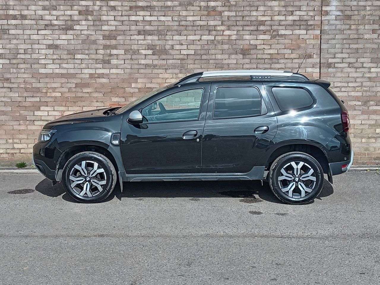 A 2022 DACIA DUSTER 1.3 TCe Prestige SUV 5dr Petrol EDC Euro 6 (s/s) (150 ps) A 2022 DACIA DUSTER 1.3 TCe Prestige SUV 5dr Petrol EDC Euro 6 (s/s) (150 ps)