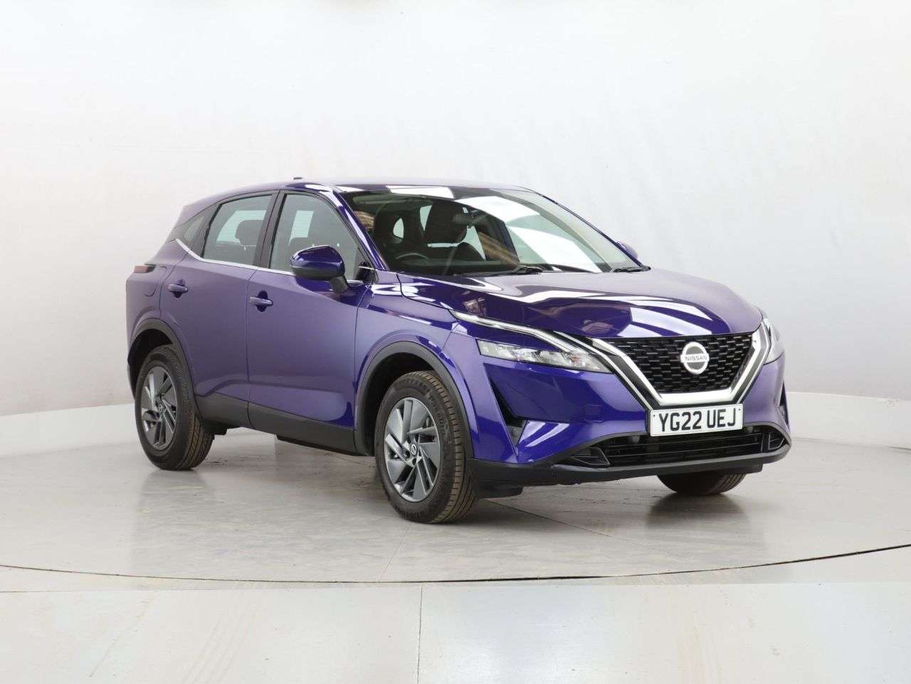 A 2022 NISSAN QASHQAI 1.3 DIG-T MHEV Acenta Premium SUV 5dr Petrol Hybrid Manual Euro 6 (s/s) (14 A 2022 NISSAN QASHQAI 1.3 DIG-T MHEV Acenta Premium SUV 5dr Petrol Hybrid Manual Euro 6 (s/s) (14