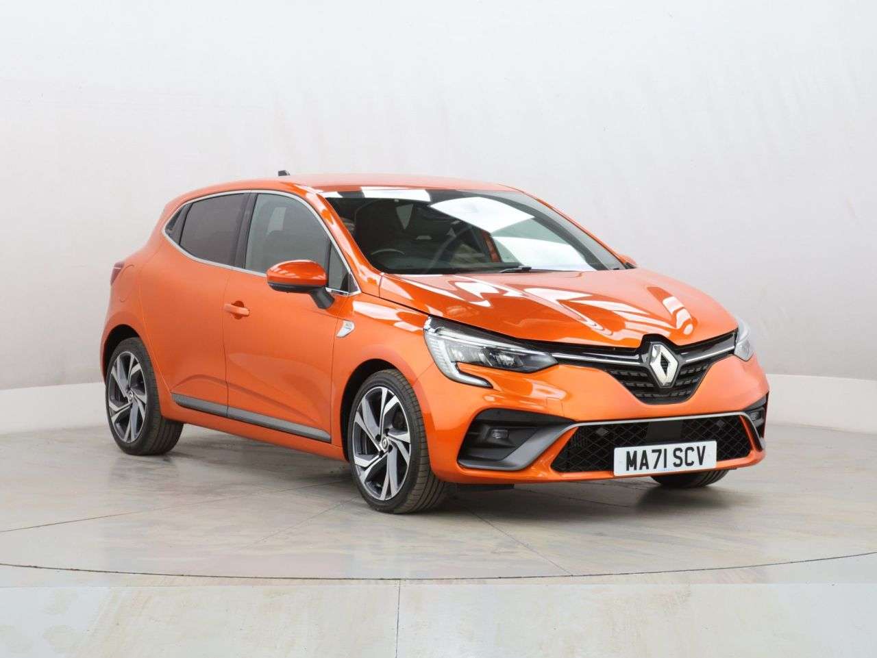 A 2021 RENAULT CLIO 1.0 TCe RS Line Hatchback 5dr Petrol Manual Euro 6 (s/s) (90 ps) A 2021 RENAULT CLIO 1.0 TCe RS Line Hatchback 5dr Petrol Manual Euro 6 (s/s) (90 ps)
