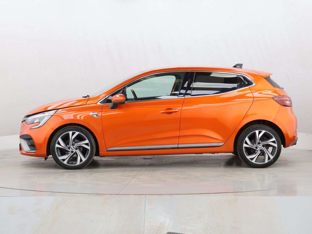 2021 RENAULT CLIO 2021 RENAULT CLIO