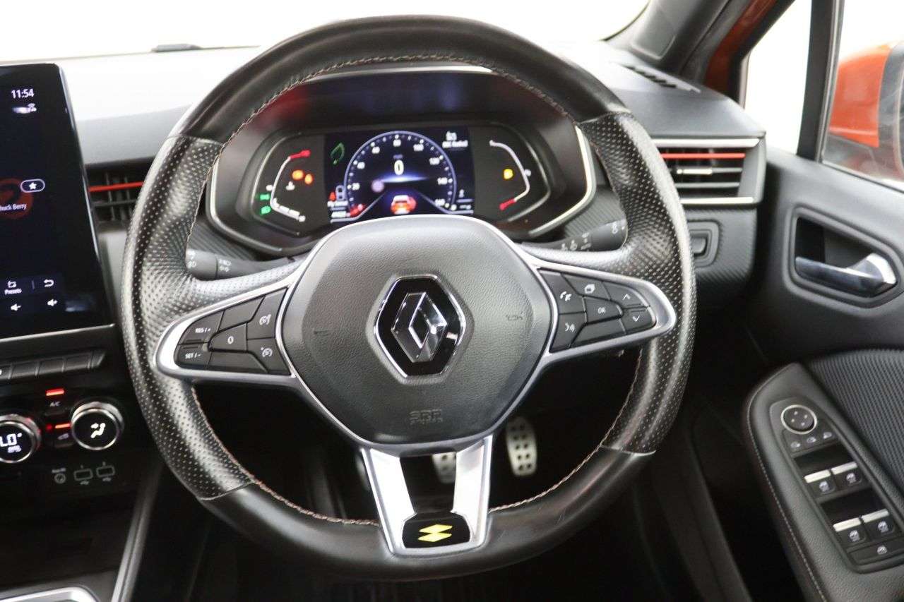 2021 RENAULT CLIO 2021 RENAULT CLIO