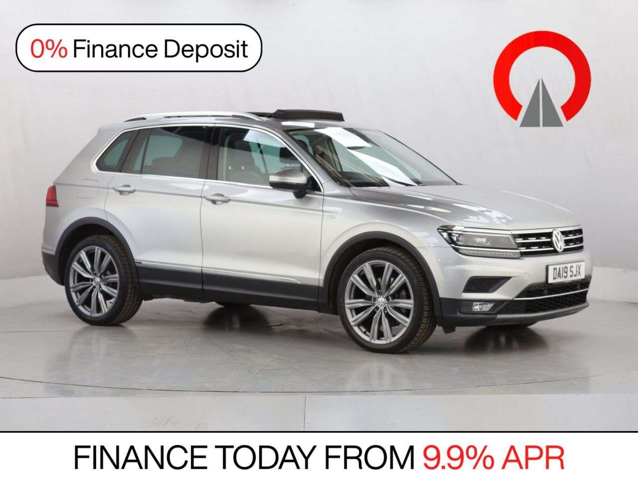 A 2019 VOLKSWAGEN TIGUAN 2.0 TDI SEL SUV 5dr Diesel DSG 4Motion Euro 6 (s/s) (190 ps) A 2019 VOLKSWAGEN TIGUAN 2.0 TDI SEL SUV 5dr Diesel DSG 4Motion Euro 6 (s/s) (190 ps)
