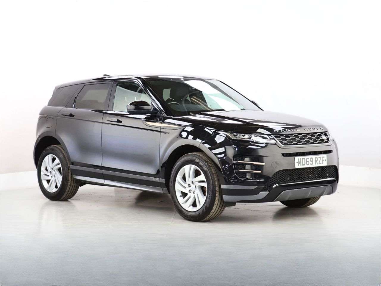 A 2020 LAND ROVER RANGE ROVER EVOQUE 2.0 D150 R-Dynamic S SUV 5dr Diesel Manual FWD Euro 6 (s/s) (150 ps) A 2020 LAND ROVER RANGE ROVER EVOQUE 2.0 D150 R-Dynamic S SUV 5dr Diesel Manual FWD Euro 6 (s/s) (150 ps)