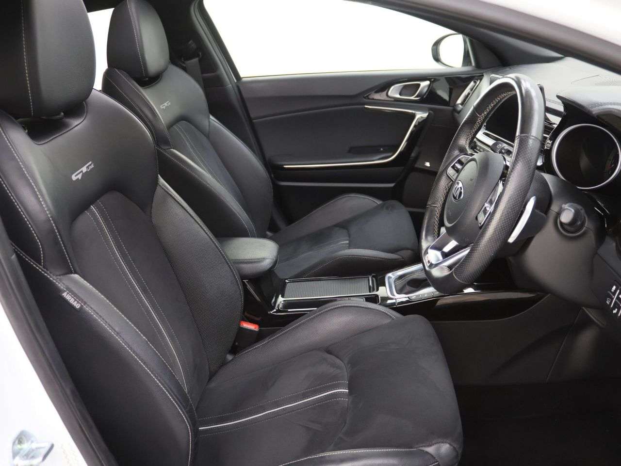 2019 KIA PROCEED 2019 KIA PROCEED