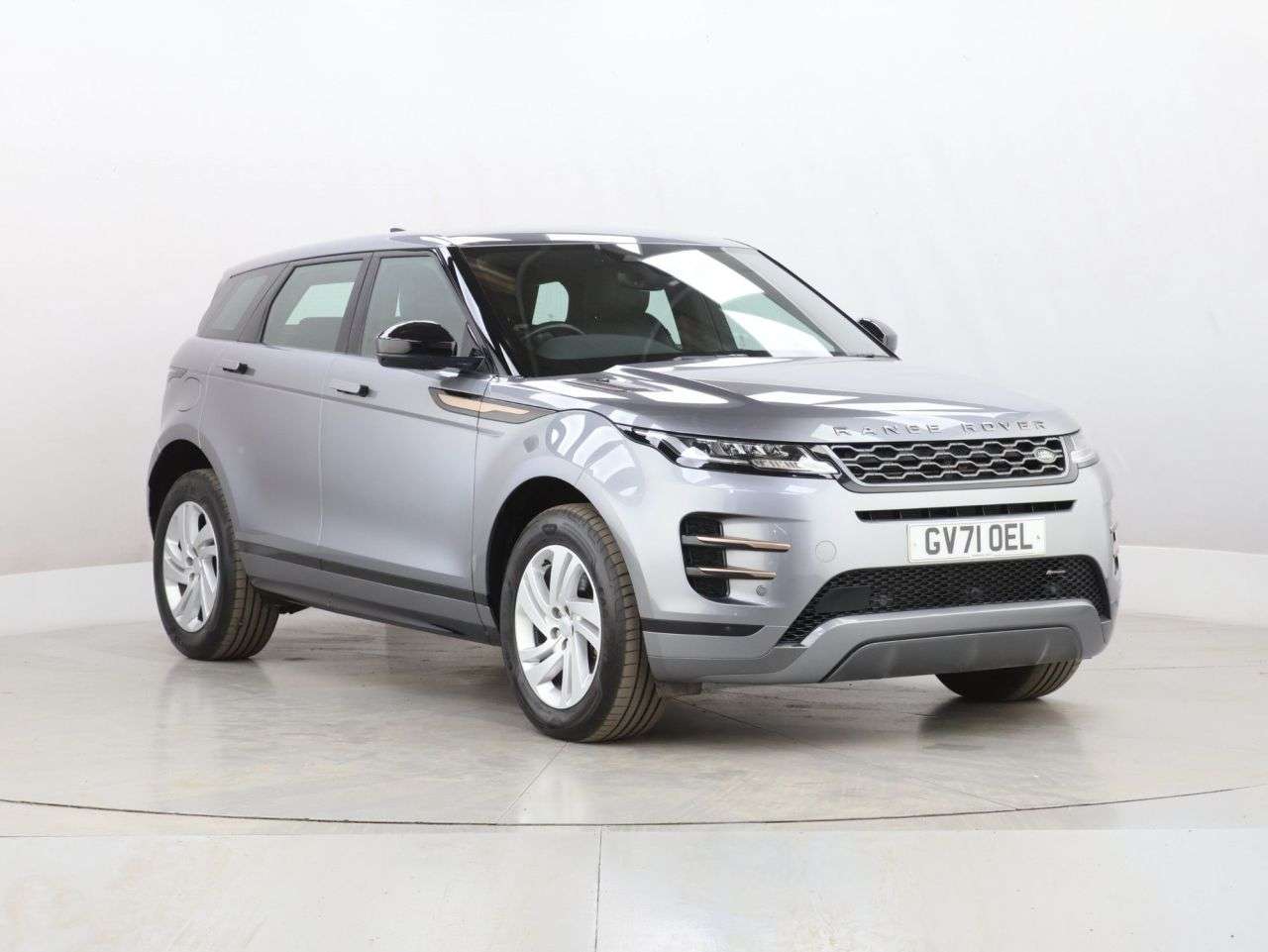 A 2022 LAND ROVER RANGE ROVER EVOQUE 1.5 P300e 12.2kWh R-Dynamic S SUV 5dr Petrol Plug-in Hybrid Auto 4WD Euro 6 A 2022 LAND ROVER RANGE ROVER EVOQUE 1.5 P300e 12.2kWh R-Dynamic S SUV 5dr Petrol Plug-in Hybrid Auto 4WD Euro 6